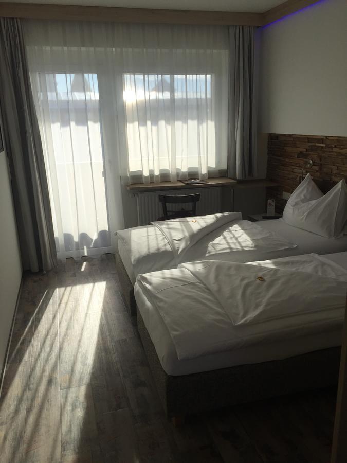 Spielberg Bei Knittelfeld Burg Rooms - 24H Self-Check-In المظهر الخارجي الصورة