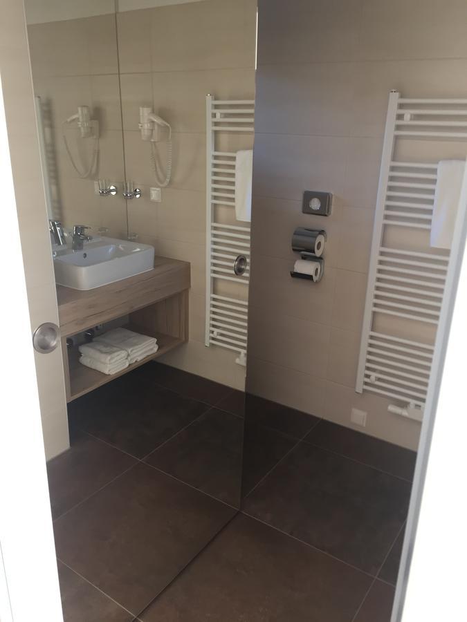Spielberg Bei Knittelfeld Burg Rooms - 24H Self-Check-In المظهر الخارجي الصورة